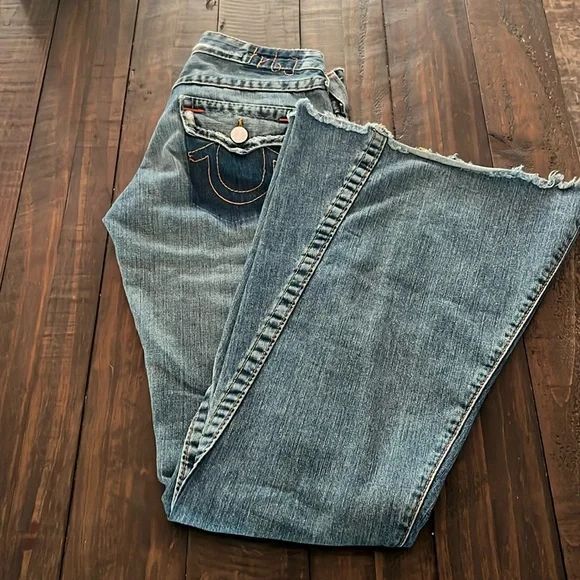 Vintage Y2K True Religion Bell Bottom/Low rise Jeans - Picture 12 of 17